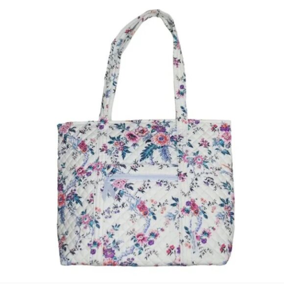 Vera Bradley Vera Tote in Magnifique Floral Weekender Shoulder Bag CHRISTMAS NEW - Picture 2 of 9